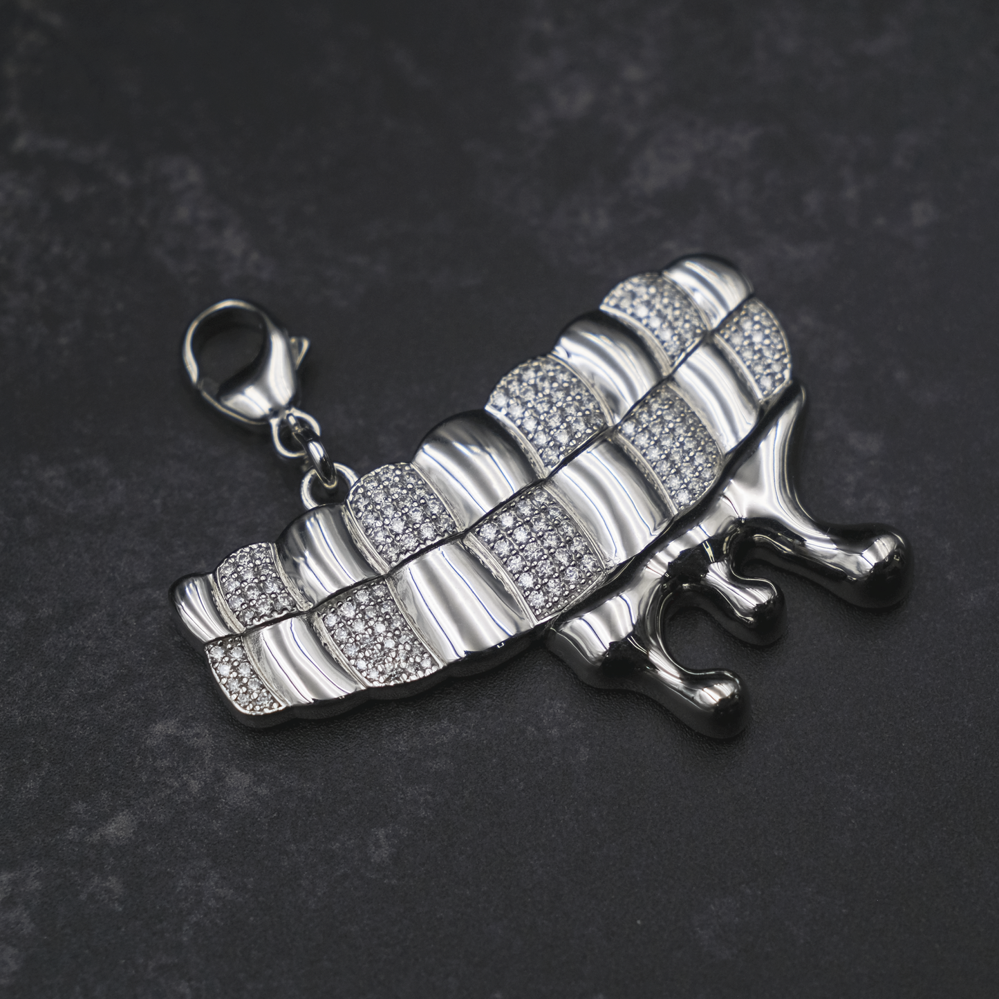 Drippin Series MM Teeth Pendant (DDZ-02P) - TMT The Money Thing