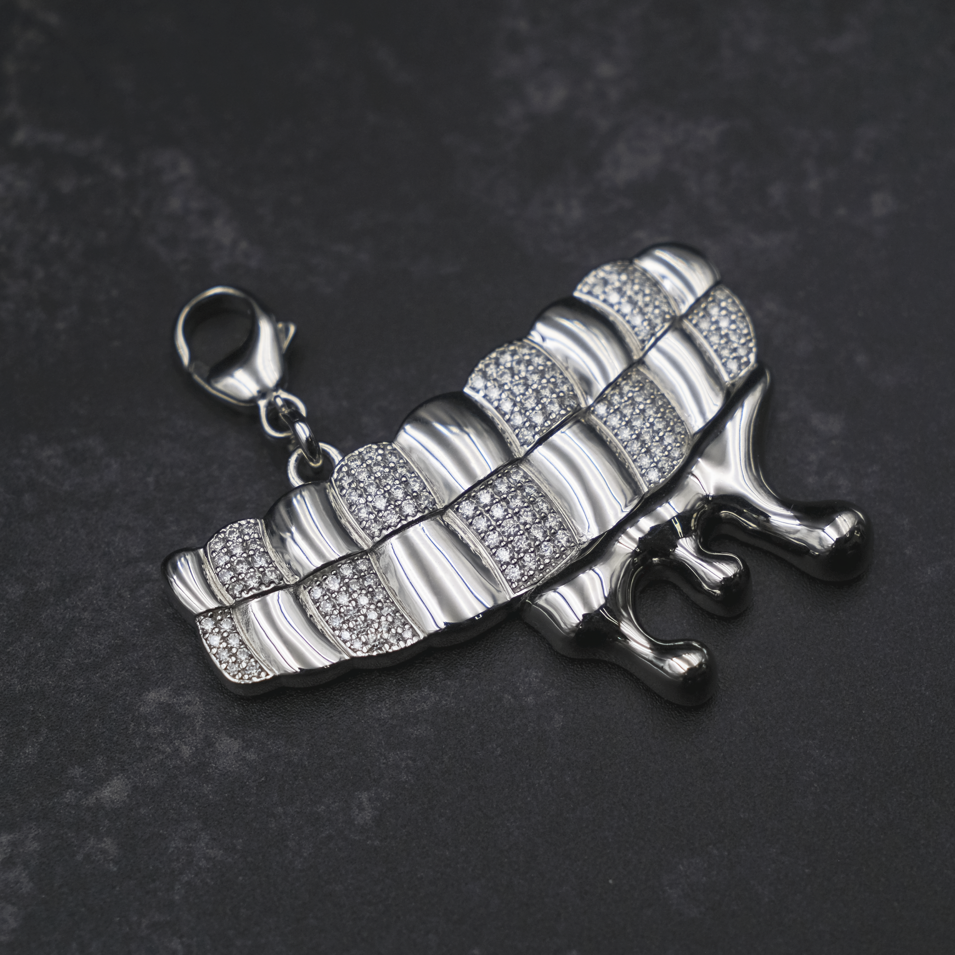 Drippin Series MM Teeth Pendant (DDZ-02P) - TMT The Money Thing