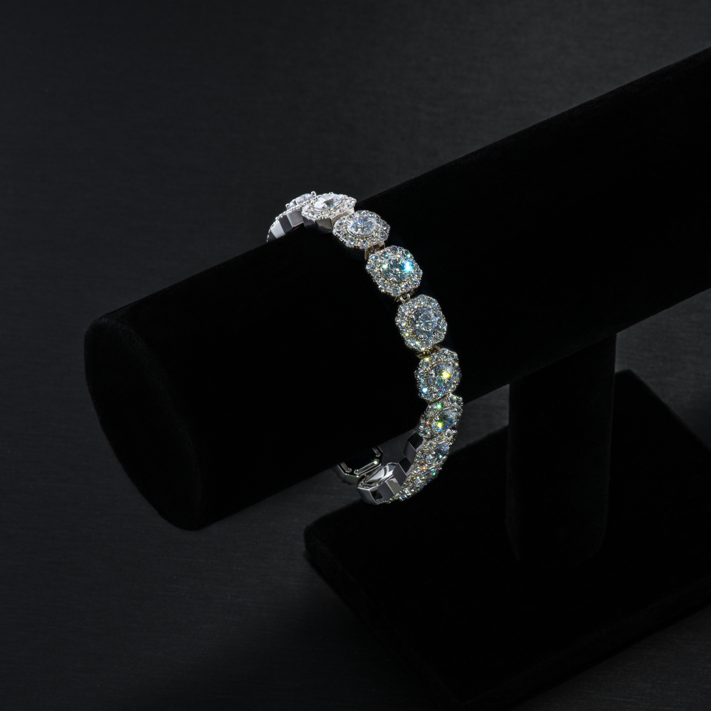 Cluster Round Cut Tennis Bracelet (TBAA 110) - TMT The Money Thing